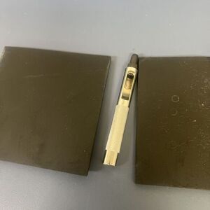 1/4"  ROUND HOLE DRIVE‎ PUNCH LEATHER HOLE PUNCH Punch Tool W/ 4 Rubber Matts